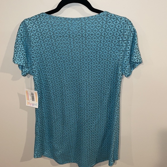 Lularoe Classic T top size XS - Picture 2 of 4